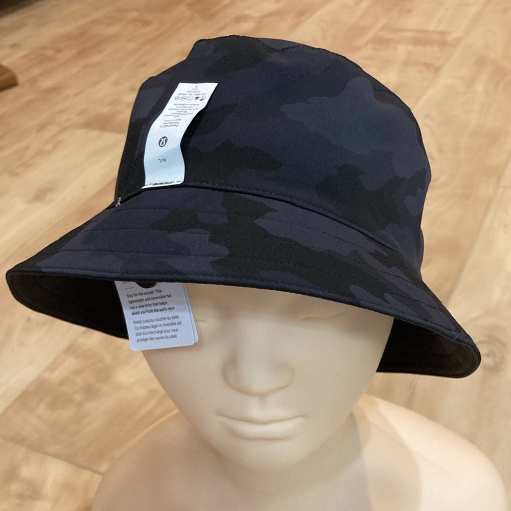 NWT Lululemon Both Ways Bucket Hat blk/camo - Picture 10 of 15